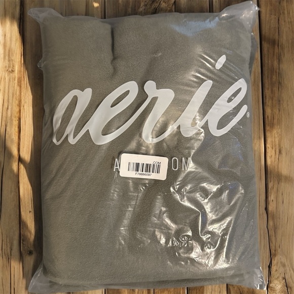 Offline by Aerie Olive Green Fleece Overalls NWT - Picture 9 of 10